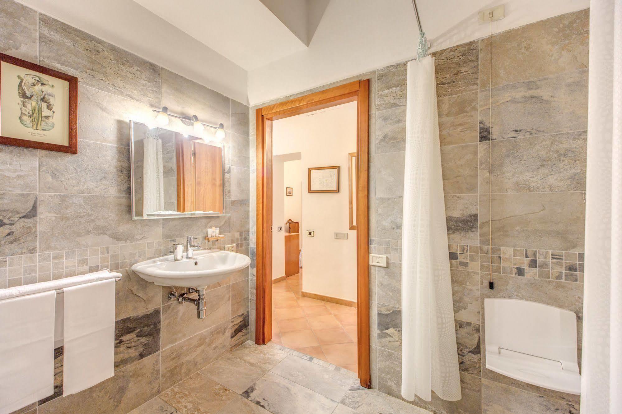 Hotel Gea Di Vulcano Рим Екстериор снимка