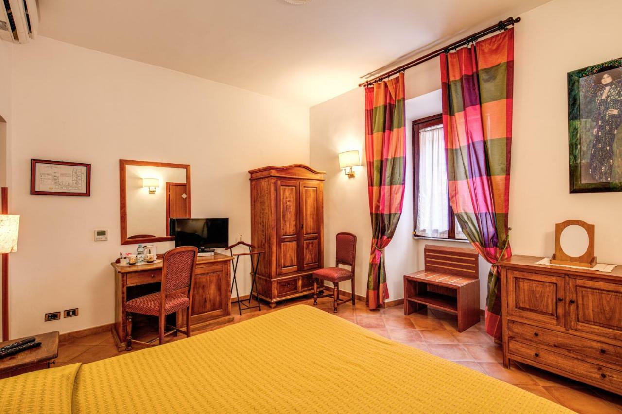 Hotel Gea Di Vulcano Рим Екстериор снимка